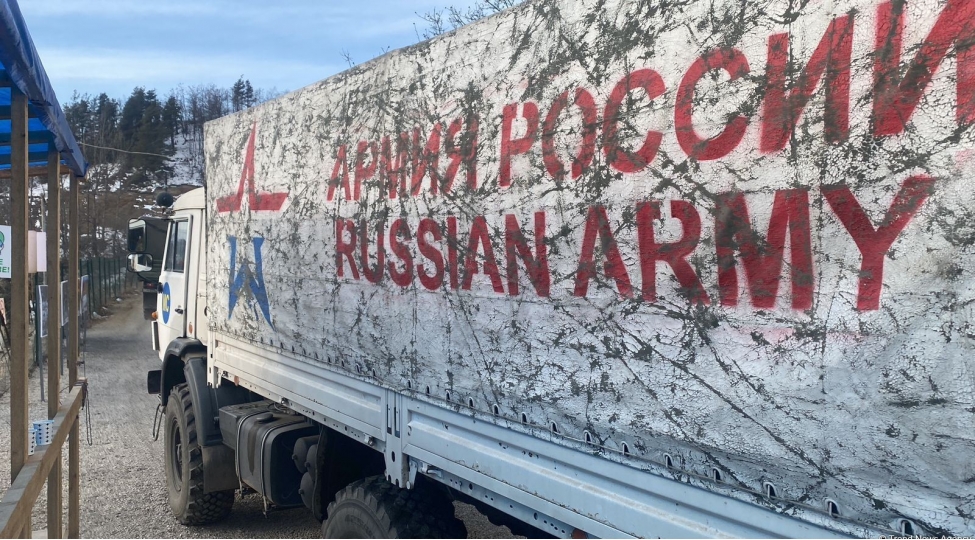 Rusiya sülhməramlılarına aid daha 4 avtomobil Laçın yolundan keçib