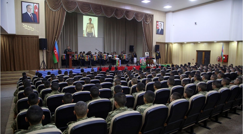 veten-muharibesi-shehidinin-xatiresine-hesr-olunan-anim-merasimi-kechirilib