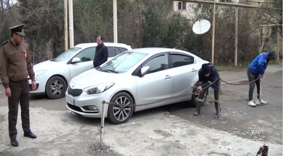 fhn-bakida-xususi-teyinatli-texnikalarin-hereketine-maneelerle-bagli-reyd-kechirib-video