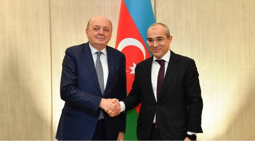 azerbaycan-italiya-shirketlerini-biznes-sektorda-daha-feal-emekdashliga-devet-edib