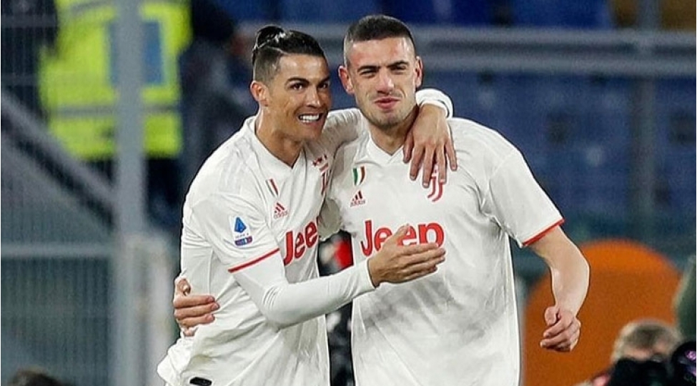ronaldoile-danishdim-zelzeleye-gore-chox-uzulduyunu-bildirdi-merih-demiral