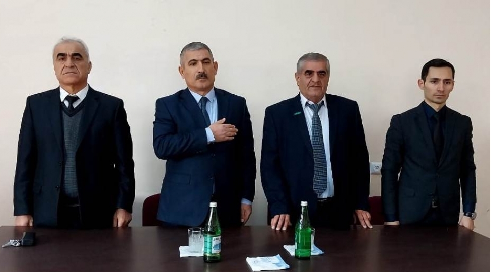masallida-sen-ele-bir-zirvesen-movzusunda-partiya-feallari-ile-gorush-foto
