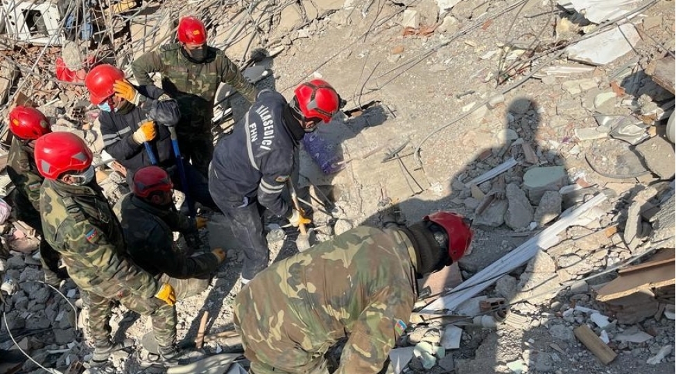 fhn-in-xilasedicileri-turkiyede-axtarish-xilasetme-emeliyyatlarini-davam-etdirir