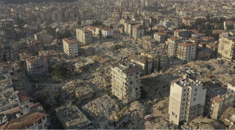 turkiyeye-en-chox-axtarish-xilasetme-qrupu-gonderen-olke-azerbaycandir-video