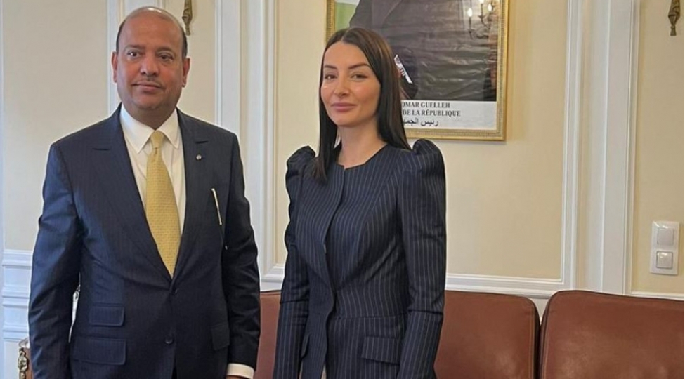azerbaycanin-fransadaki-sefiri-italiyali-ve-cibutili-hemkari-ile-gorushub