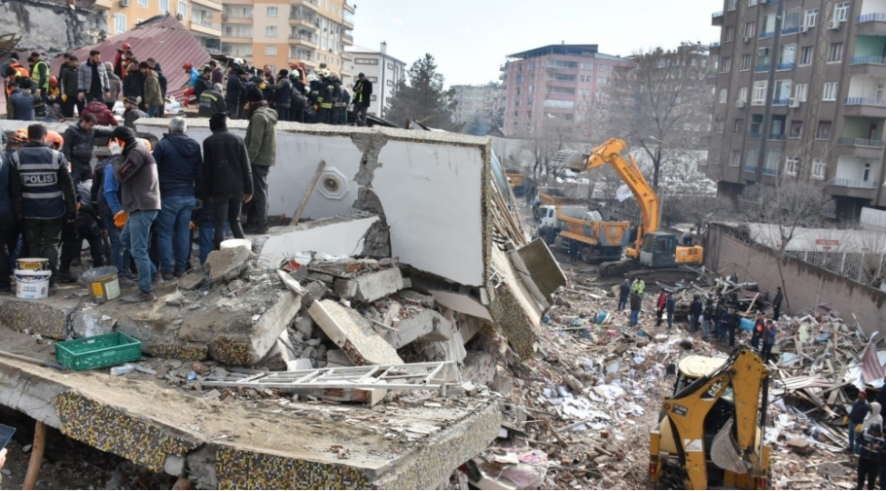 turkiyenin-azerbaycandaki-sefirliyi-yardim-uchun-yeni-hesab-yaradib