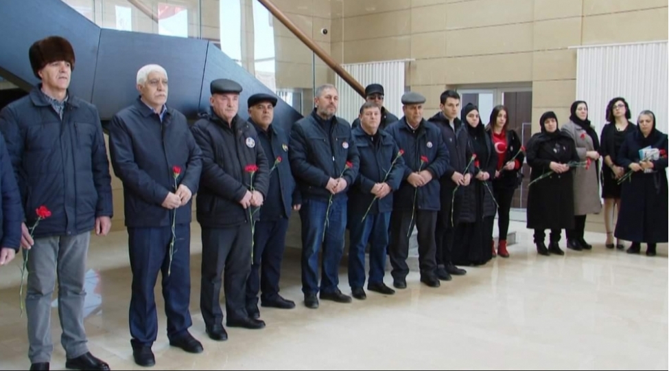 naxchivandan-turkiyeye-qardash-desteyine-shehid-aileleri-de-qoshulub-foto