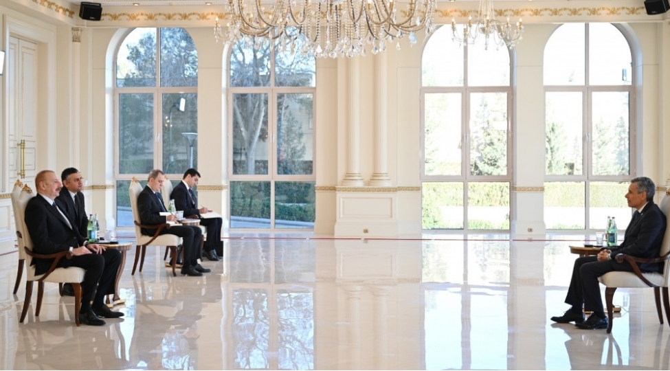 prezident-san-marinonun-yeni-sefirinin-etimadnamesini-qebul-edib-yenilenibfoto