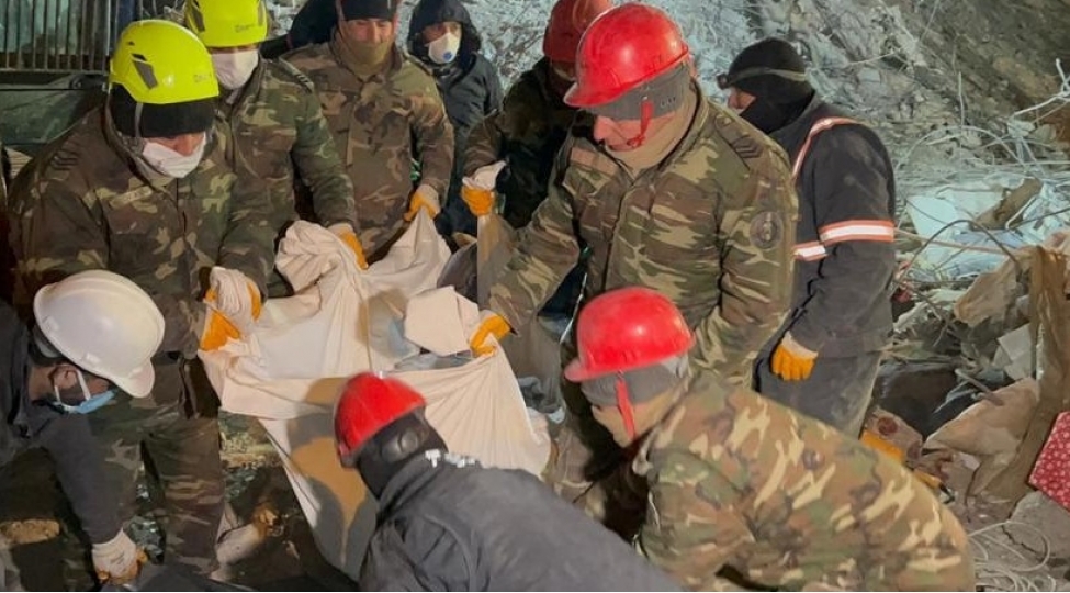 fhn-in-xilasedicileri-turkiyede-axtarish-xilasetme-emeliyyatlarini-davam-etdirir-2