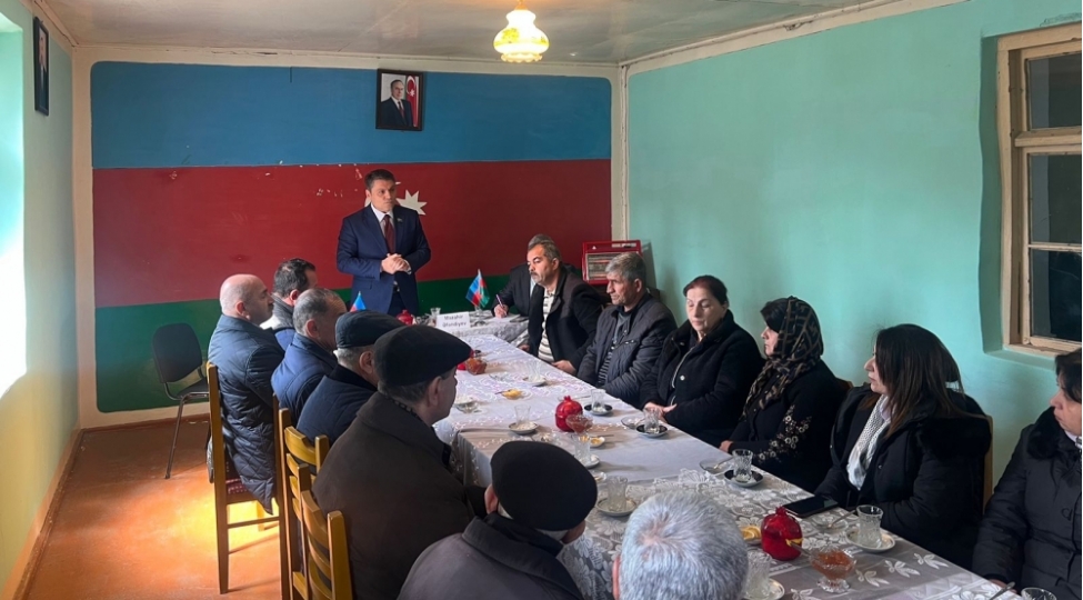mezahir-efendiyev-agdashda-novbeti-vetendash-qebulu-kechirib