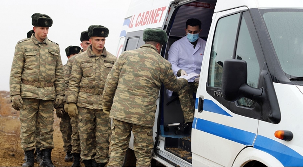 herbi-qulluqchularin-seyyar-stomatoloji-muayine-ve-mualicesi-heyata-kechirilib