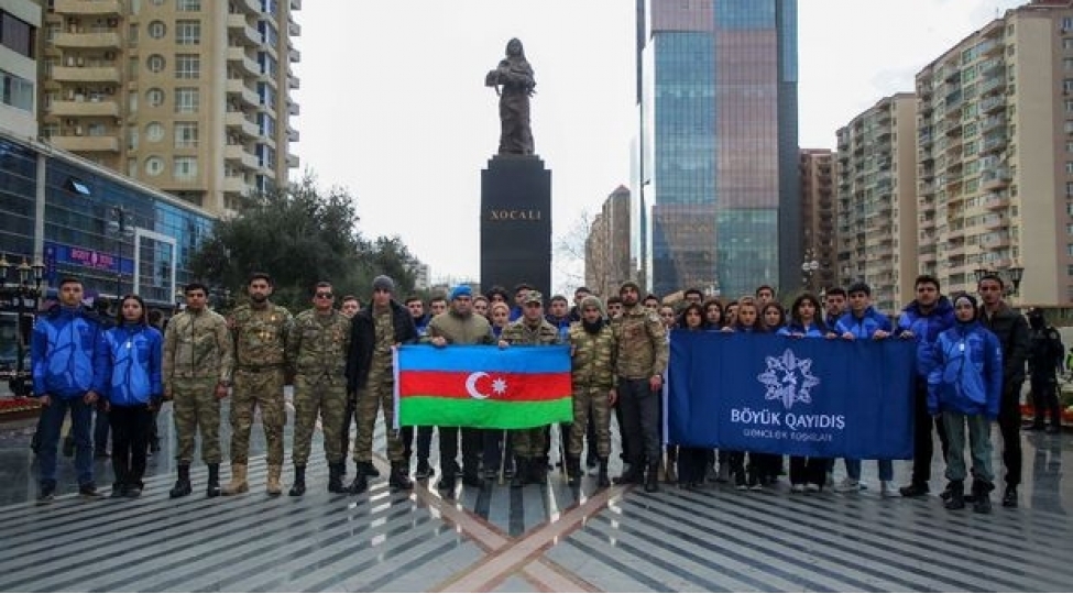 boyuk-qayidish-gencler-teshkilati-xocali-soyqiriminin-31-ci-ildonumu-ile-elaqedar-tedbirler-kechirib-foto