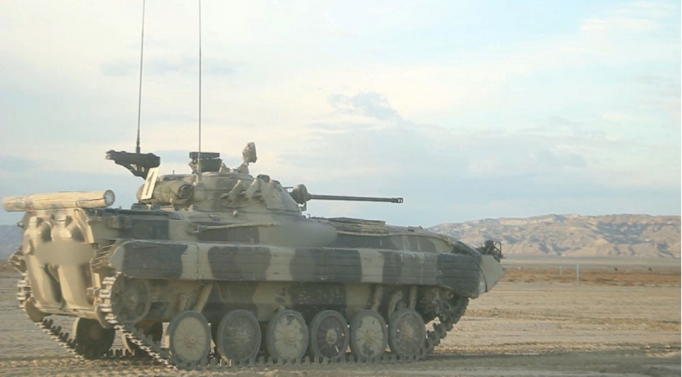 mn-zirehli-texnika-heyetlerinin-doyush-verdishleri-tekmilleshdirilir-video