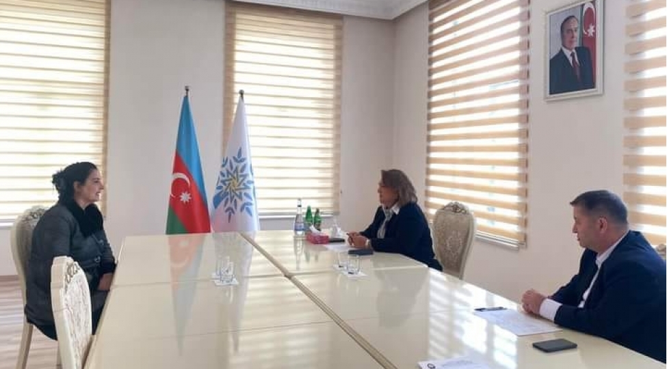 hicran-huseynova-sumqayitda-vetendash-qebulu-kechirib-foto