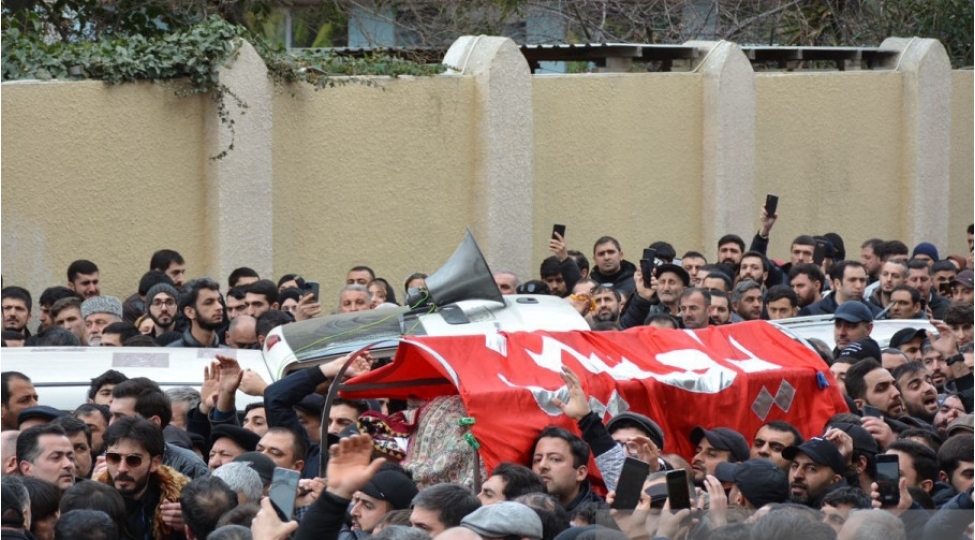 haci-shahin-defn-edilib