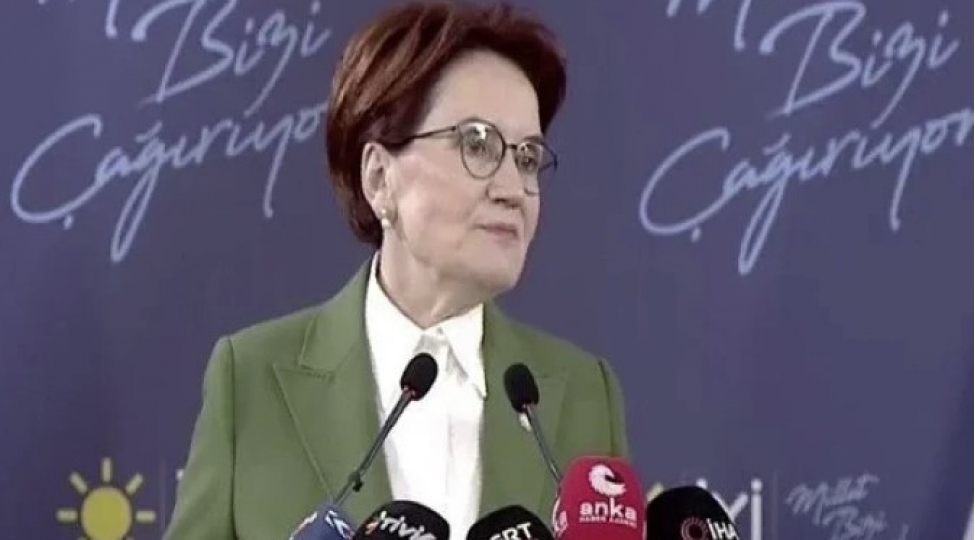 akshener-iyi-partiyanin-altili-masani-terk-etdiyini-beyan-etdi