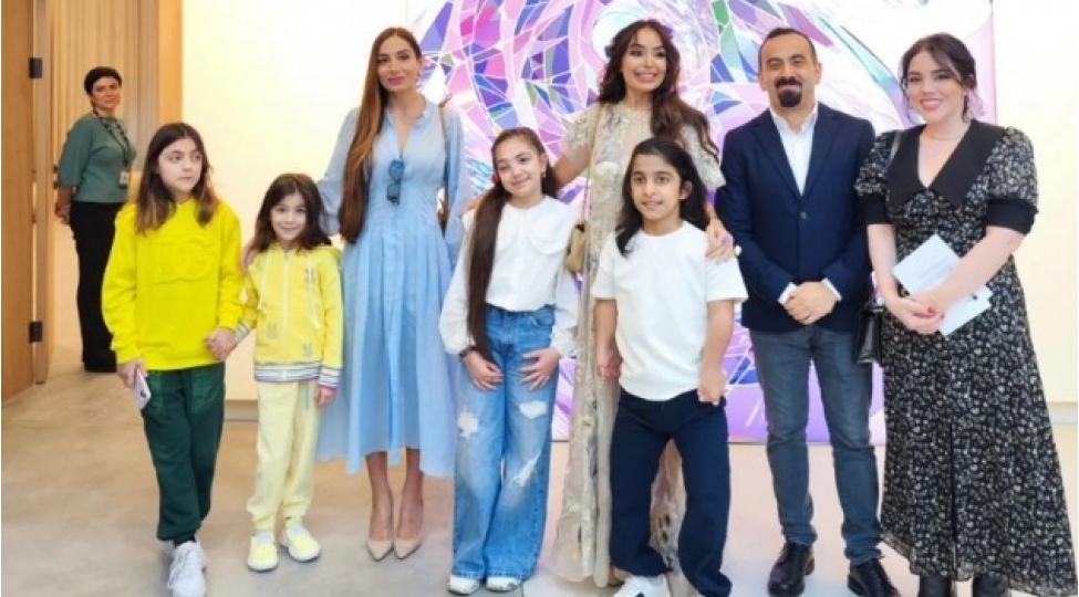 leyla-ve-arzu-eliyevalar-achilisha-qatildi-foto