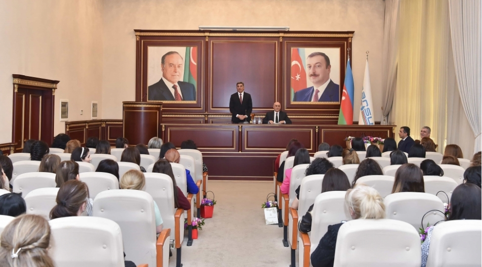 azersu-asc-de-8-mart-beynelxalq-qadinlar-gunu-munasibetile-tedbir-kechirilib-foto