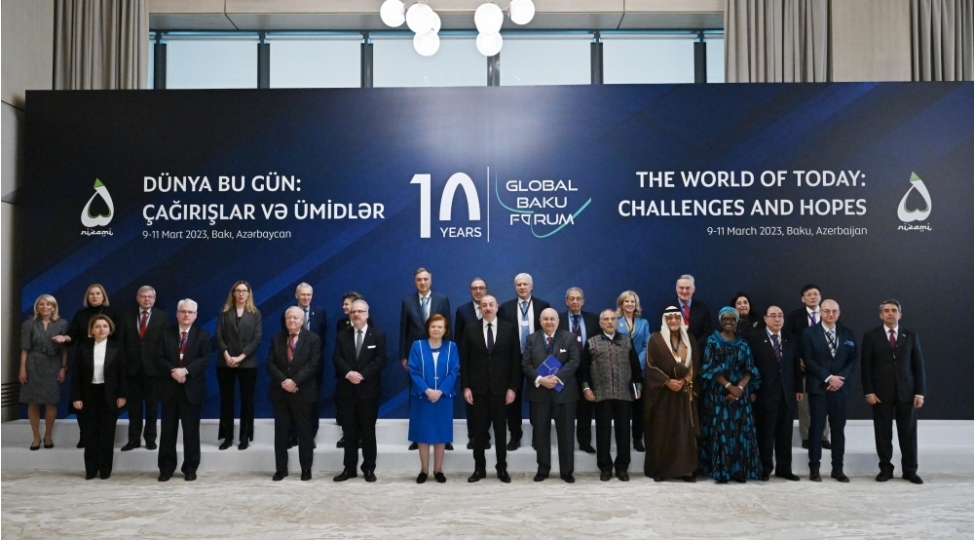 dunya-bu-gun-chagirishlar-ve-umidler-movzusundax-qlobal-baki-forumu-ishe-bashlayib-yenilenib