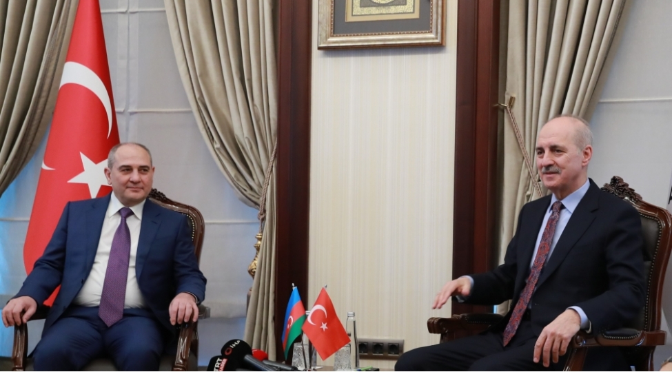 ankarada-yap-sedrinin-muavini-ile-ak-parti-sedrinin-birinci-muavini-arasinda-gorush-kechirilib-foto