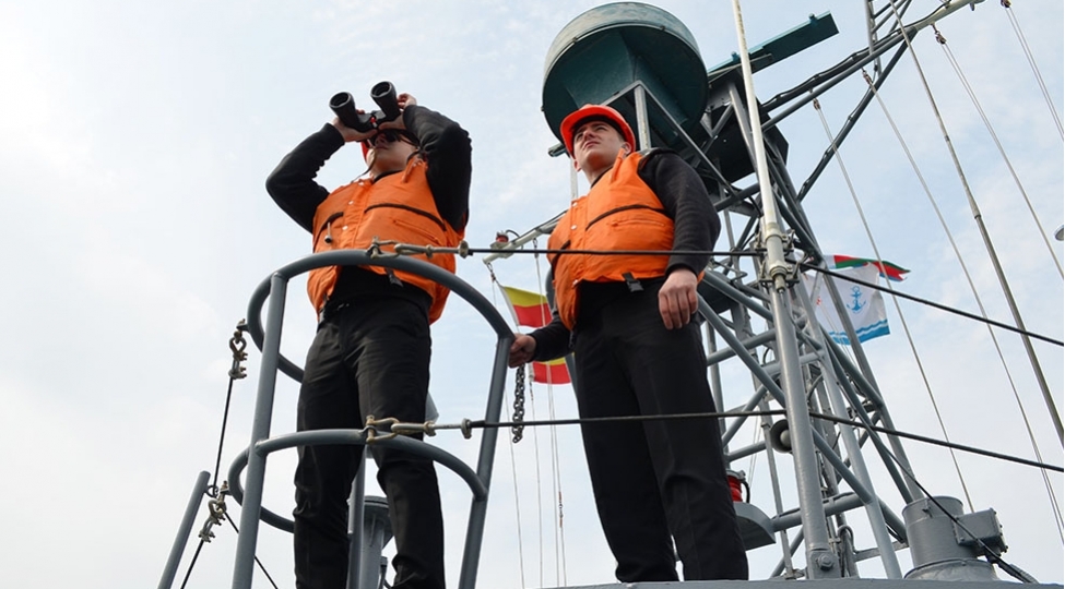 herbi-institutun-kursantlari-ile-praktiki-telim-kechirilib-video