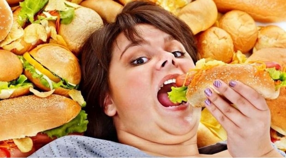 qastroenteroloq-qaraciyer-uchun-en-zererli-qidalari-achiqladi