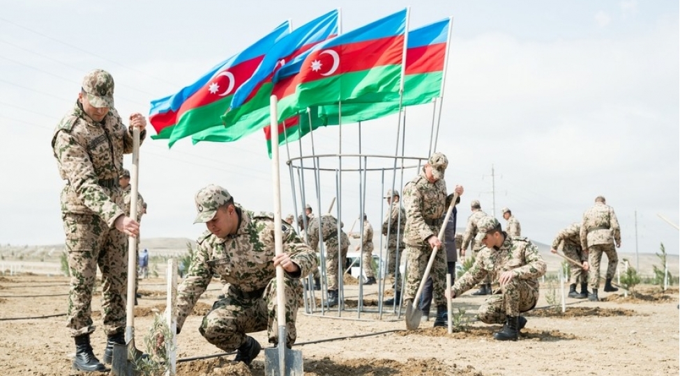 din-in-emekdashlari-heyder-eliyevin-100-illik-yubileyi-ile-bagliagacekme-aksiyasi-kechirib-video