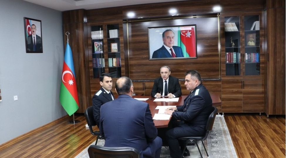 bash-prokuror-agcabedide-vetendashlari-qebul-edib-foto