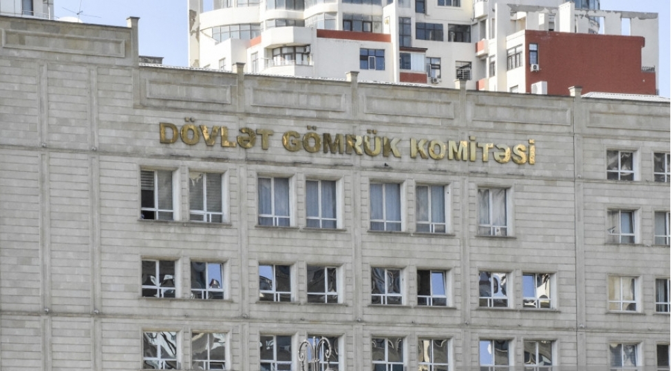 xaricden-getirilen-mobil-telefonlar-gomruk-orqanlarina-beyan-edilmelidir-dgk