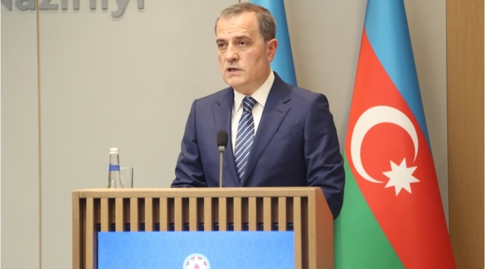 bolgede-sabitliyin-qorunmasinin-esas-faktorudur