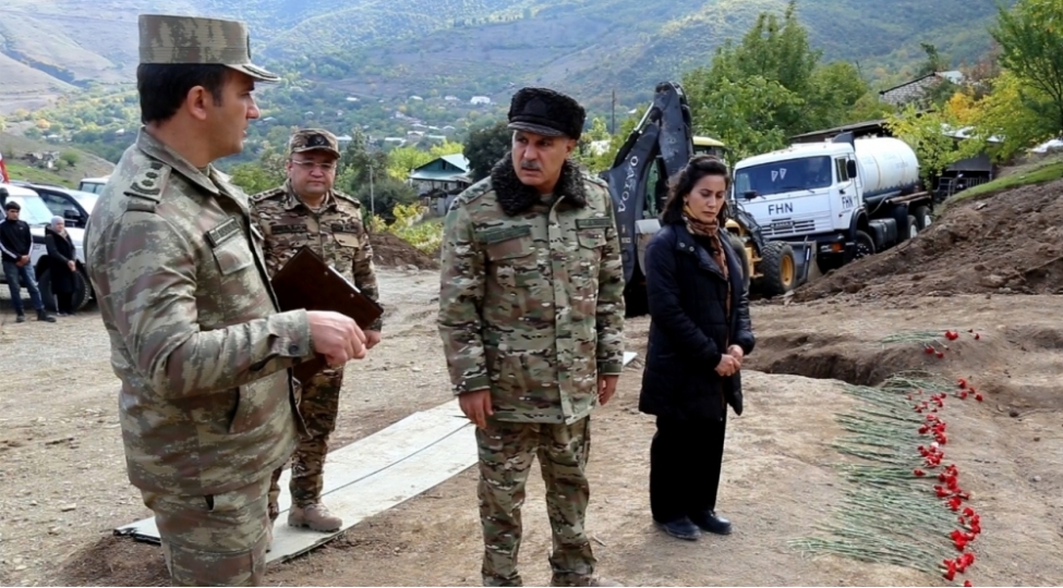 kutlevi-mezarliqlarla-bagli-istintaq-emeliyyat-tedbirleri-davam-etdirilir-herbi-prokurorluq