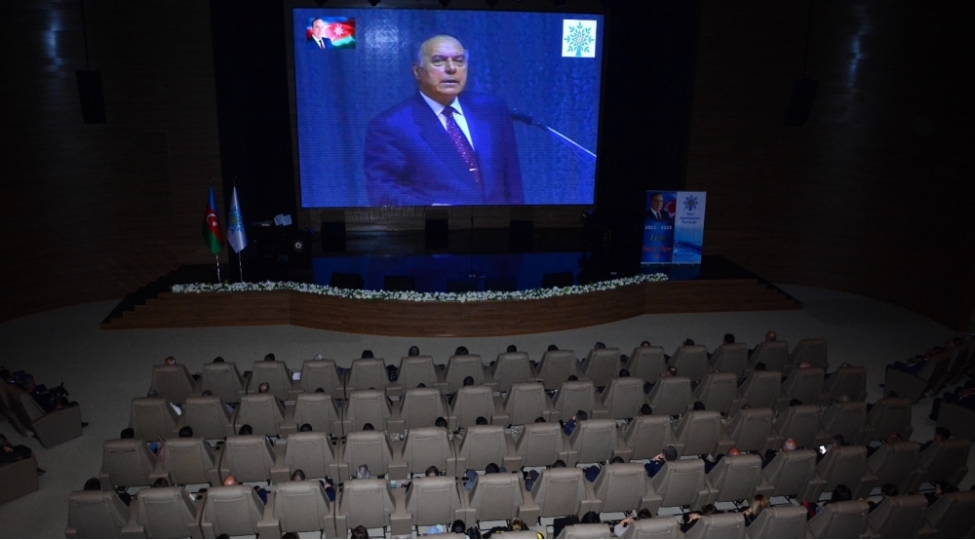 xalqimizin-ebedi-hormet-ve-ehtiram-unvani-foto