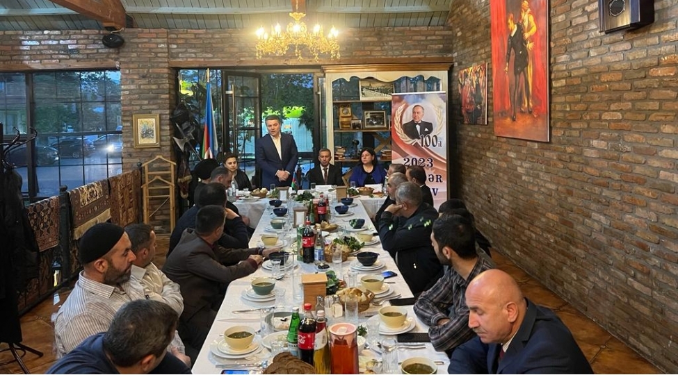 ulu-onder-heyder-eliyev-ve-dini-menevi-deyerler-movzusunda-gorush-kechirilib-foto