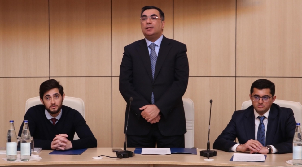 baki-ali-neft-mektebinde-sabahacademy-proqraminin-mezunlarinasertifikatlar-teqdim-edilib-foto