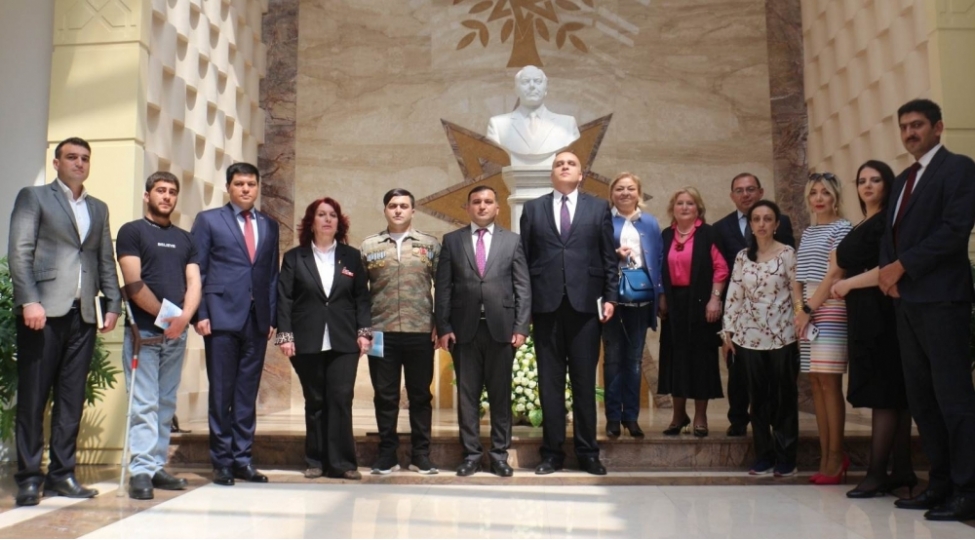 muasir-internet-resurslarinin-inkishafi-ictimai-birliyi-bineqedi-rayonunda-huquqi-destek-tedbiri-kechirib-foto
