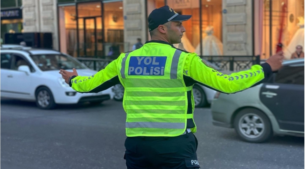 polis-formula-1-le-elaqedar-guclendirilmish-rejimde-xidmet-edir-video