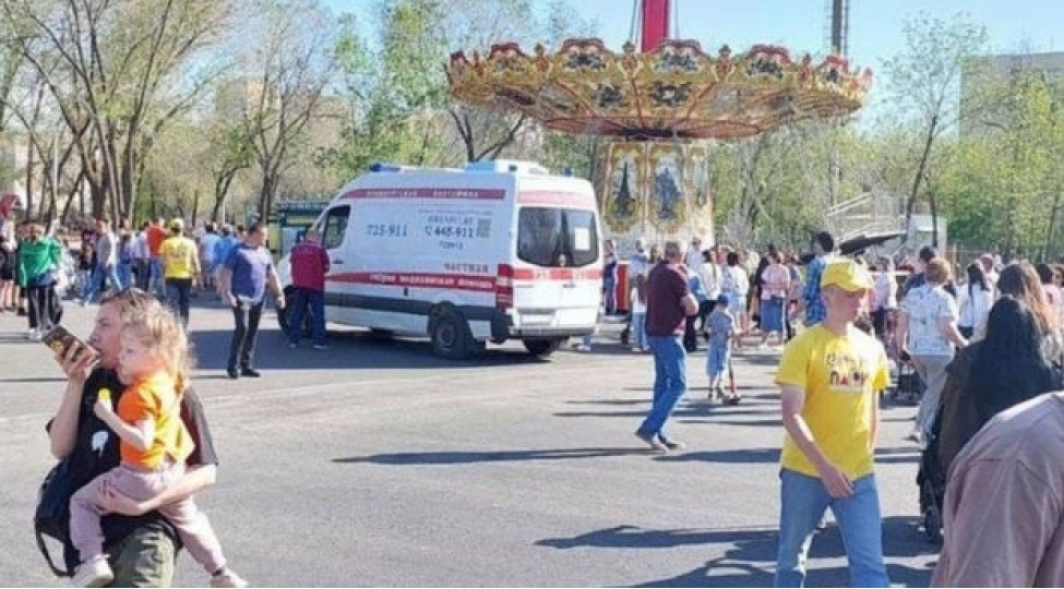 rusiyada-karusel-chokdu-yaralilar-var-video