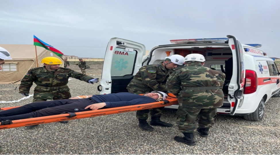 fhn-in-xususi-riskli-xilasetme-xidmetinde-komanda-qerargah-telimi-kechirilib-fotovideo