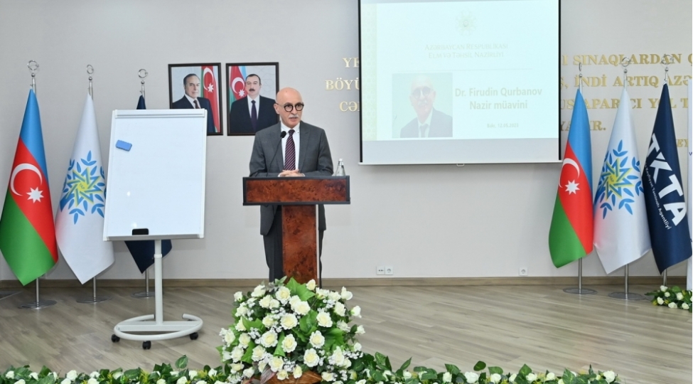 nizami-rayonunda-heyder-eliyev-ve-onun-azerbaycan-tehsilinde-rolu-movzusunda-seminar-kechirilib-foto