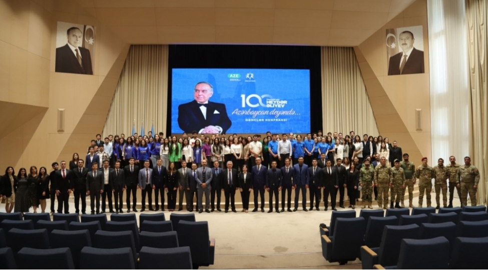 azerbaycan-deyende-foto