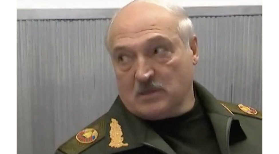 lukashenko-uzun-muddet-sonra-bele-goruntulendi-video