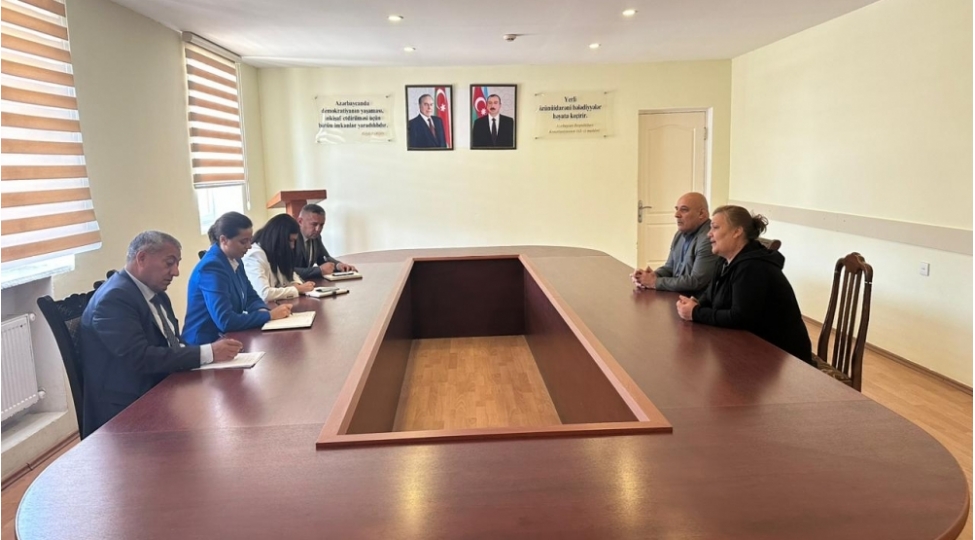 sebine-xasayeva-xocesen-belediyyesinde-vetendashlari-qebul-edib-foto