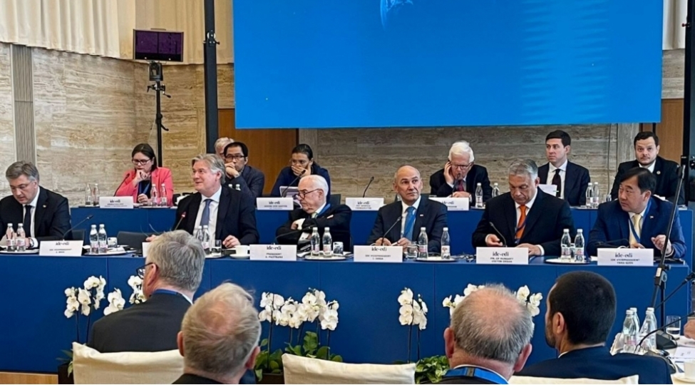 yeni-azerbaycan-partiyasi-merkezchi-demokrat-internasionalinin-tedbirlerinde-temsil-olunub-foto