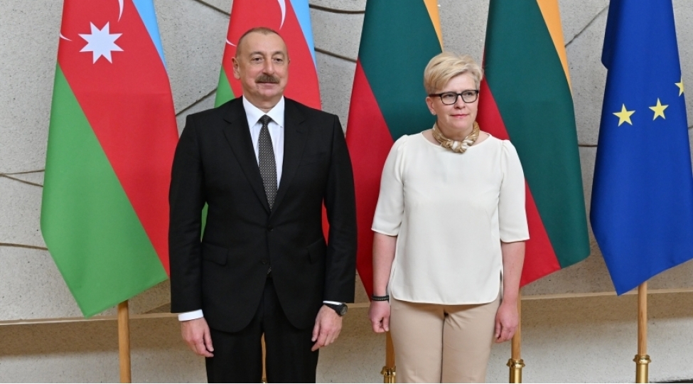 prezident-ilham-eliyevin-litvanin-bash-naziri-inqrida-shimonite-ile-gorushu-olub-fotoyenilenib