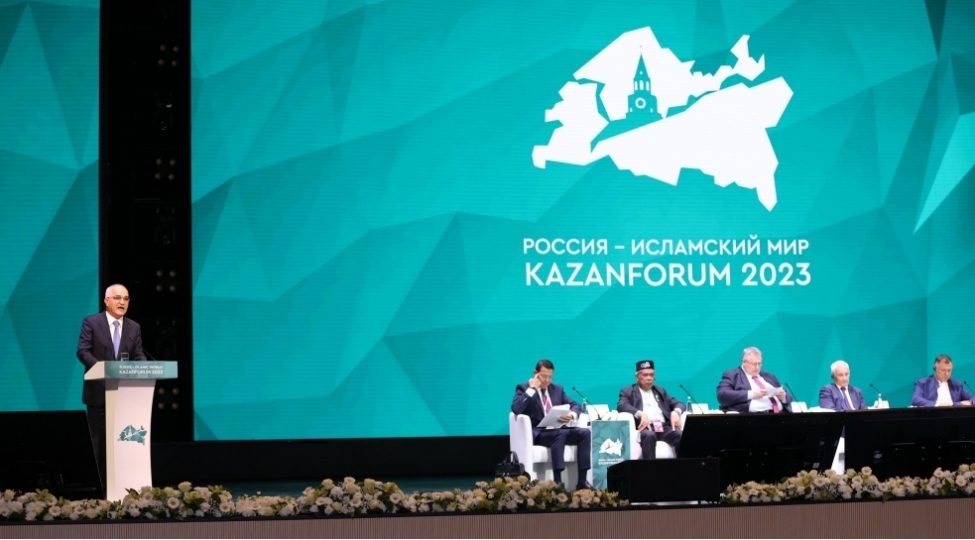 azerbaycan-beynelxalq-iqtisadi-forumda-temsil-olunub-foto