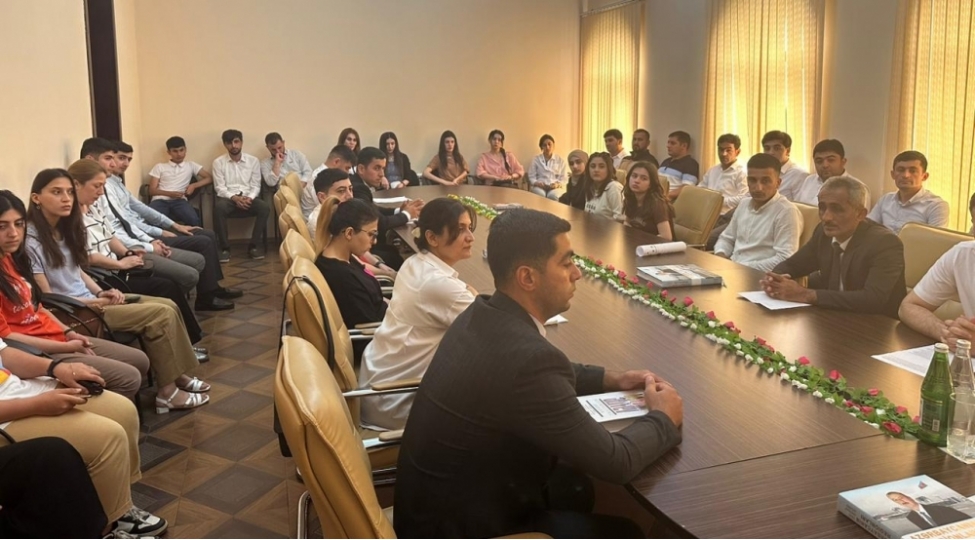 masallida-sosial-shebekeler-ve-genclik-movzusunda-tedbir-kechirilib-foto