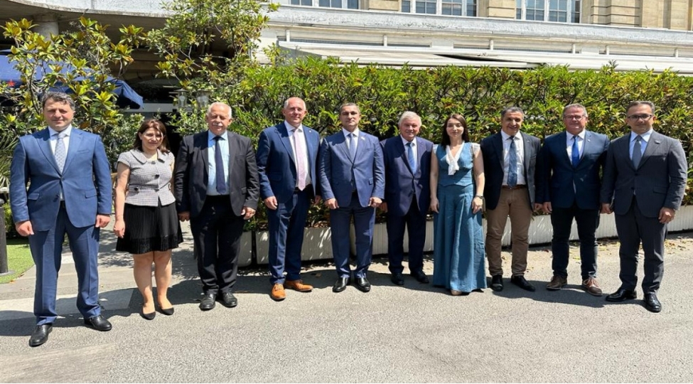 milli-meclisin-deputatlari-fransali-hemkarlari-ile-gorushubler