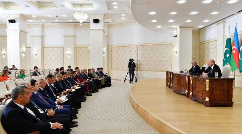 ilham-eliyev-bash-nazirin-seferi-azerbaycanla-pakistan-arasinda-munasibetleri-mohkemlendirecek