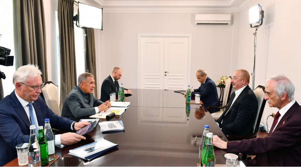prezident-ilham-eliyevin-rustem-minnixanov-ile-gorushu-olub-yenilenib