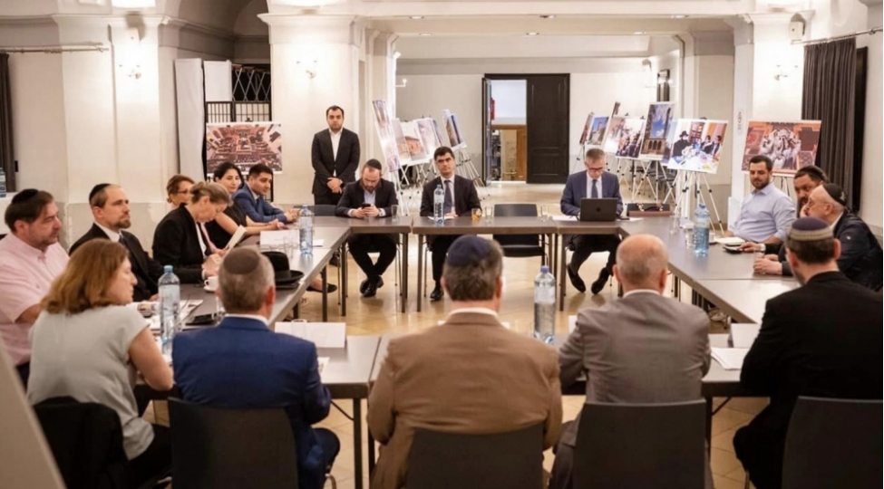 multikulturalizm-merkezi-vyanada-beynelxalq-konfrans-kechirib-foto